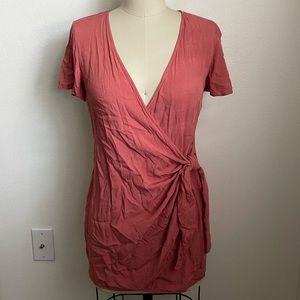 ❤️SOLD❤️ LULU’S | Wrap Dress